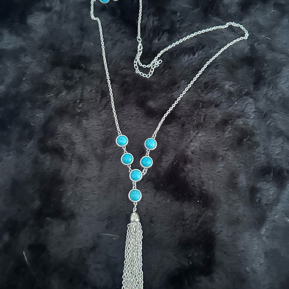 Elegant Silver and Blue Necklace